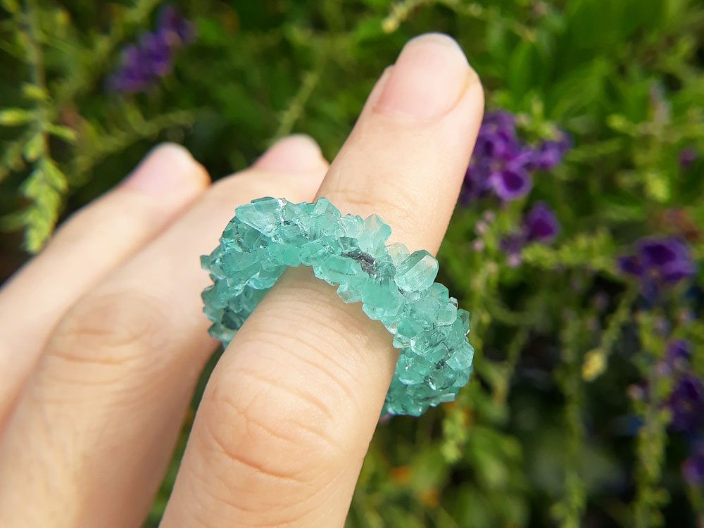 A ring made out of iron sulfate crystals