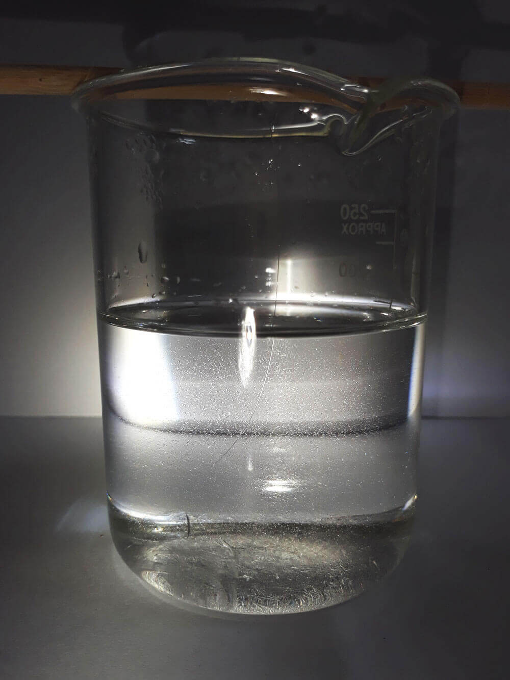 magnesium sulfate crystal nucleation