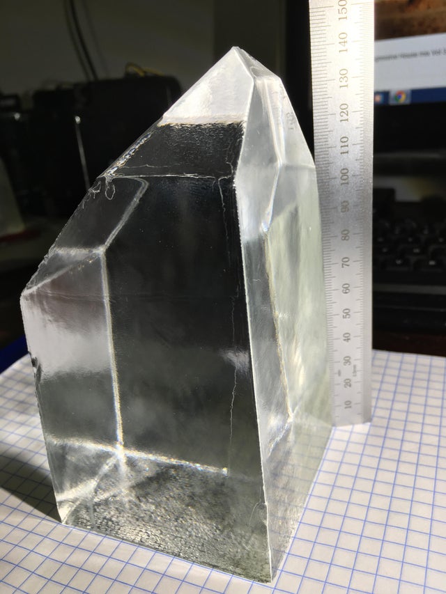 large single crystal of ammonium dihydrogen phosphate